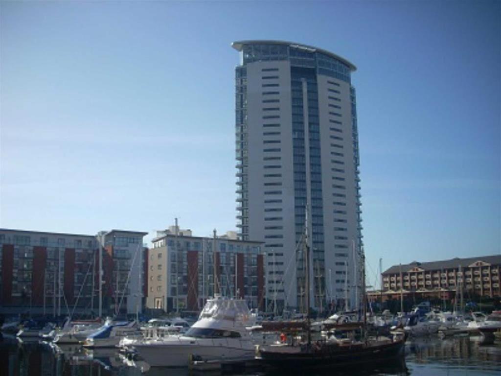 Beach On The Doorstep Meridian Tower Marina Swansea Apartment Ngoại thất bức ảnh