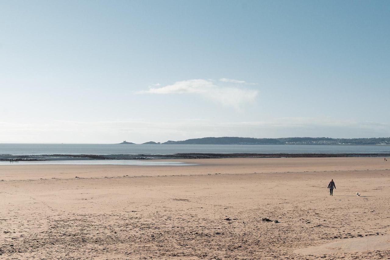 Beach On The Doorstep Meridian Tower Marina Swansea Apartment Ngoại thất bức ảnh